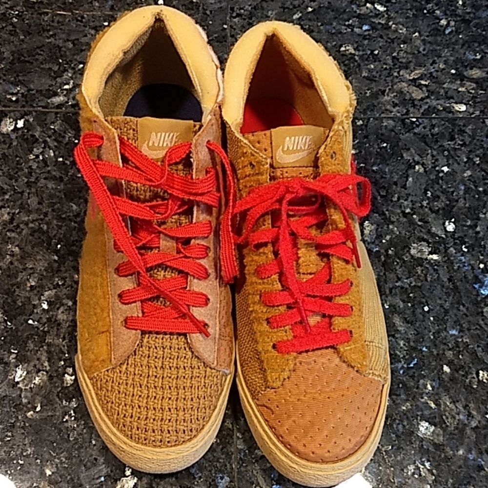 Cactus plant flea market and Nike by you